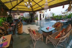 RoofTopRestaurant
