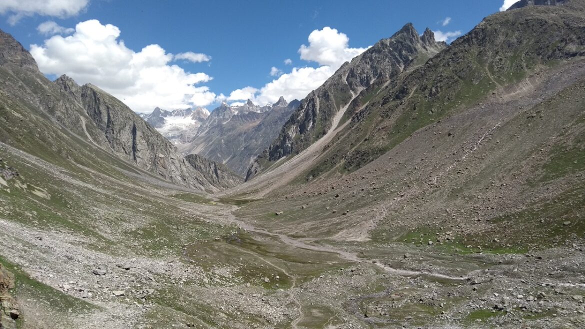 Hampta Pass Featured